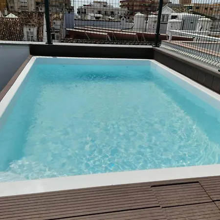 Stunning Penthouse In Near The Beach! Апартаменты